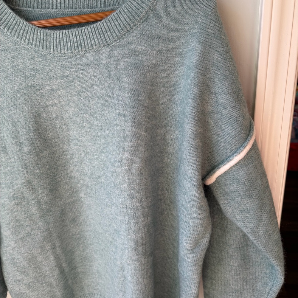 Women's Blue Sweater